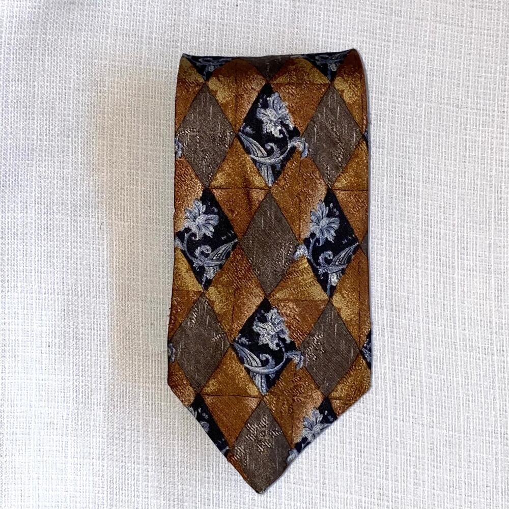 Ermenegildo Zegna Exclusive Design Gold Diamond Pattern Silk Tie Italy Very Nice